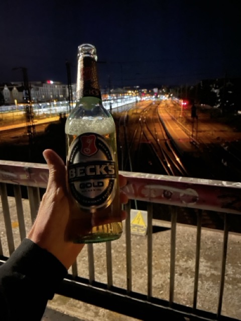 Becks Gold trinken